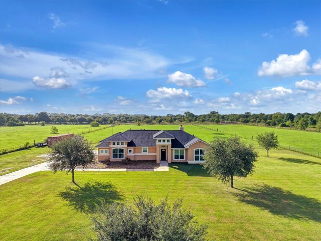 8131 Brinkmeyer Road, Needville, TX 77461