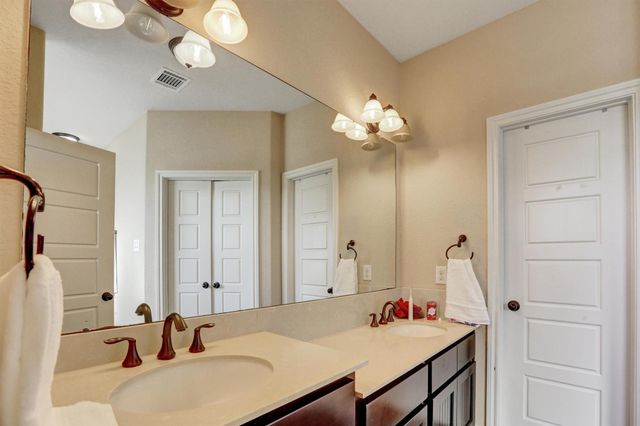 8131 Brinkmeyer Road, Needville, TX 77461