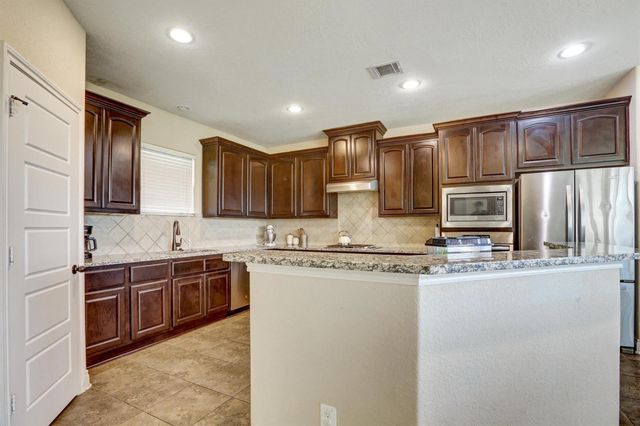 8131 Brinkmeyer Road, Needville, TX 77461