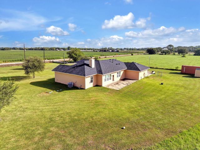 8131 Brinkmeyer Road, Needville, TX 77461