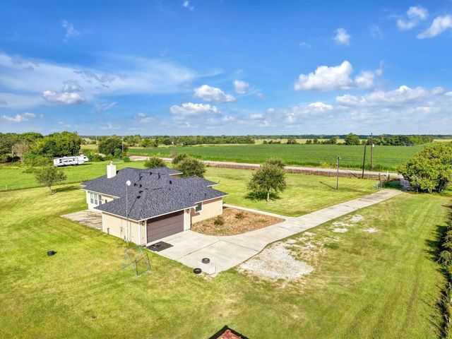 8131 Brinkmeyer Road, Needville, TX 77461