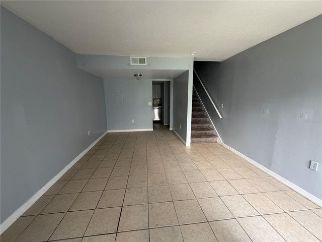 4215 S SEMORAN BOULEVARD 15, Orlando, FL 32822