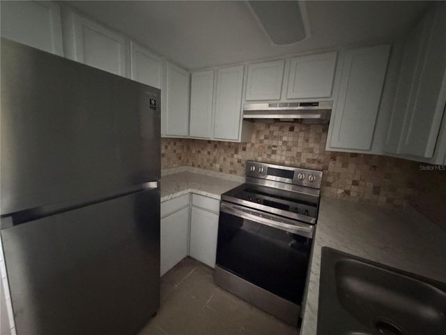 4215 S SEMORAN BOULEVARD 15, Orlando, FL 32822