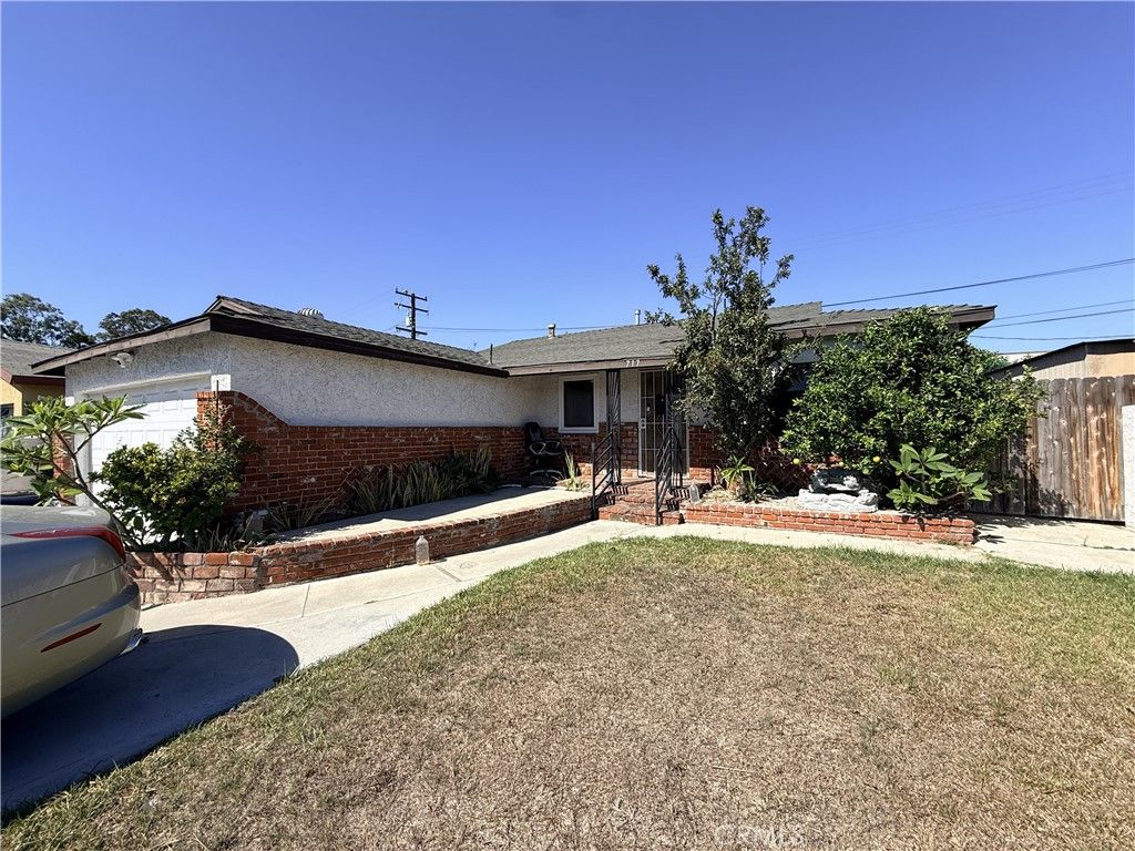 717 E Santa Rita, Compton, CA 90220 — photo 3