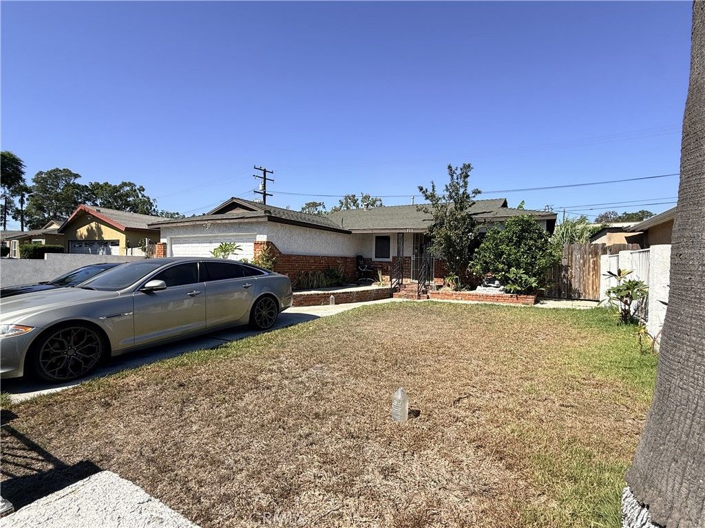 717 E Santa Rita, Compton, CA 90220 — photo 5