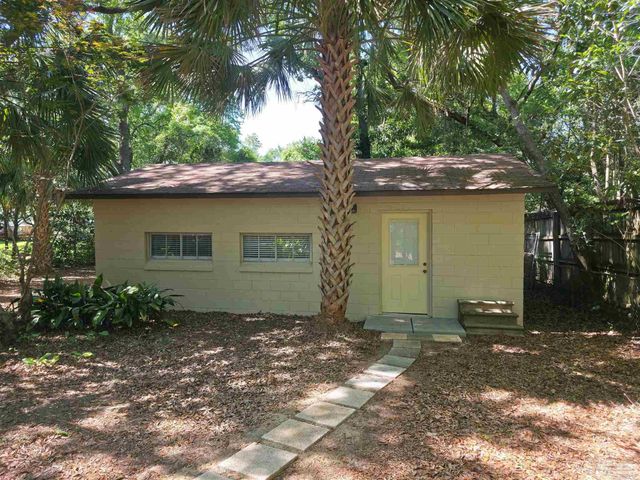 1516 Zenda St, Pensacola, FL 32514