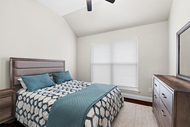 812 Forest Hollow Drive, Hurst, TX 76053