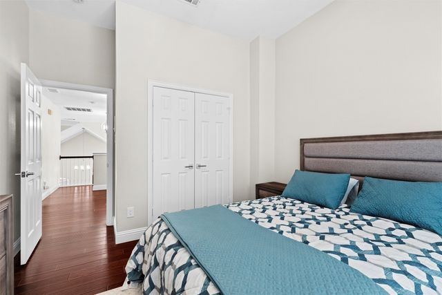 812 Forest Hollow Drive, Hurst, TX 76053