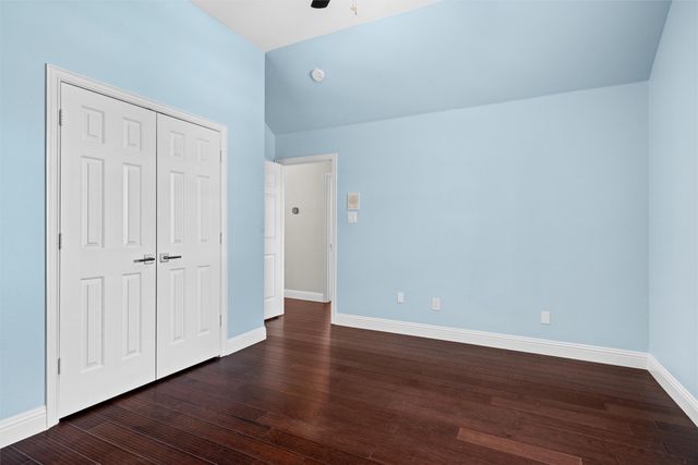 812 Forest Hollow Drive, Hurst, TX 76053