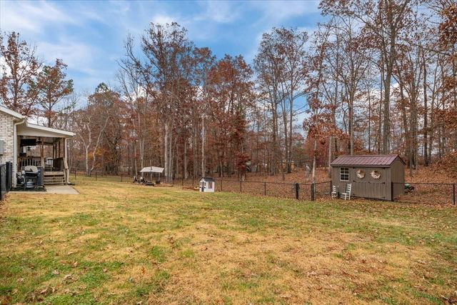 8011 Valley Rd, Nunnelly, TN 37137