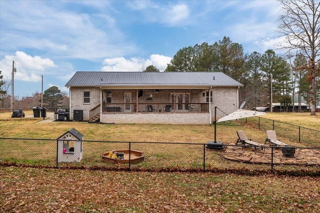 8011 Valley Rd, Nunnelly, TN 37137