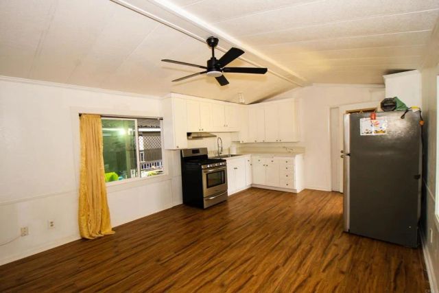 400 N Melrose SPC 40, Vista, CA 92083