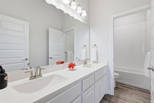 112 Mockingbird Hill, Joshua, TX 76058