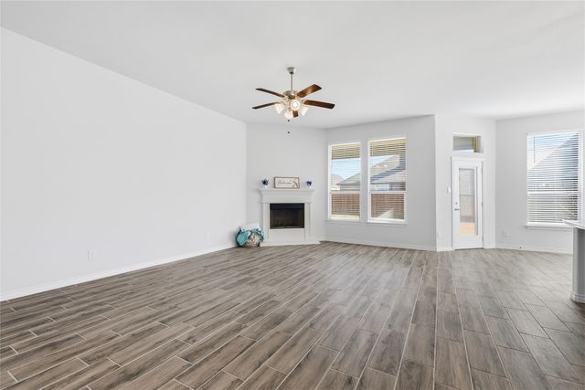 112 Mockingbird Hill, Joshua, TX 76058