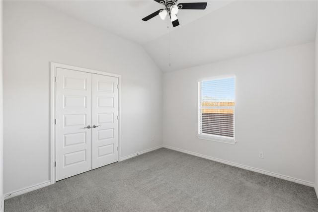 112 Mockingbird Hill, Joshua, TX 76058