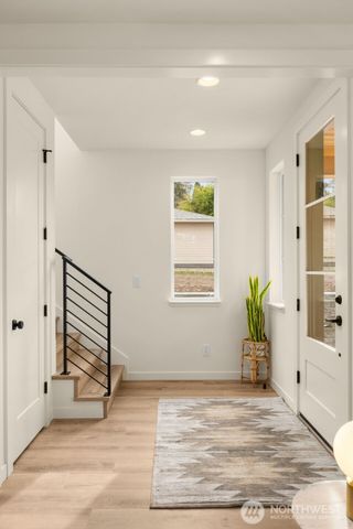 1864 1st Street, Kirkland, WA 98033