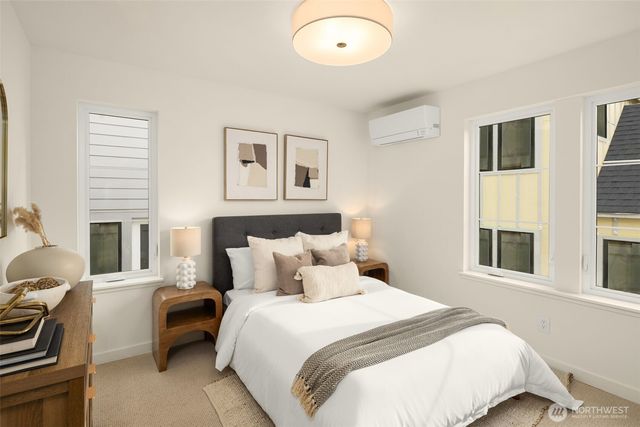 1864 1st Street, Kirkland, WA 98033