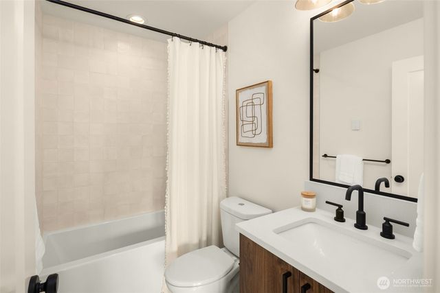 1864 1st Street, Kirkland, WA 98033