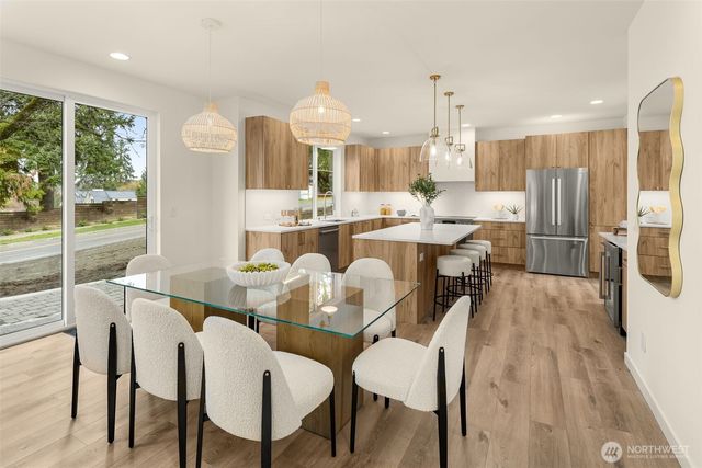 1864 1st Street, Kirkland, WA 98033