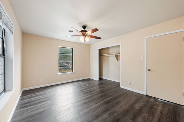 901 Ford St, Kerrville, TX 78028