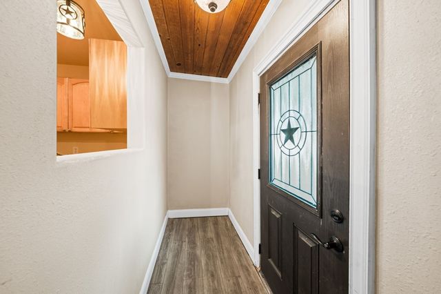 901 Ford St, Kerrville, TX 78028