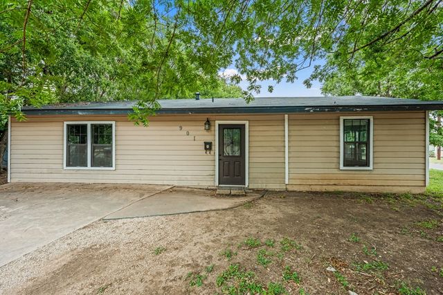901 Ford St, Kerrville, TX 78028