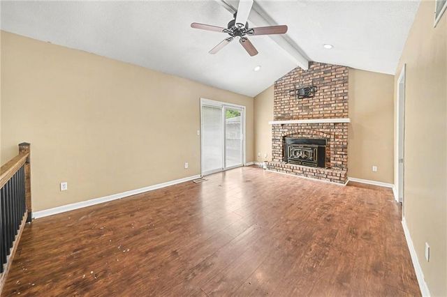 1322 S Hocker Avenue, Independence, MO 64055
