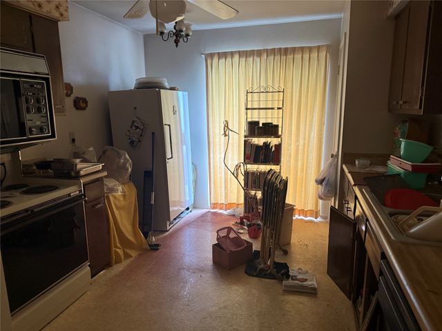 8095 Meadow Road 235, Dallas, TX 75231