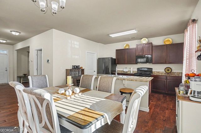 1889 Sea Oats Drive, Hampton, GA 30228