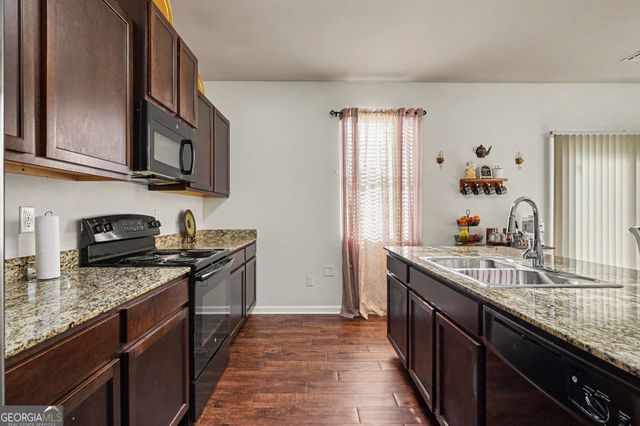1889 Sea Oats Drive, Hampton, GA 30228