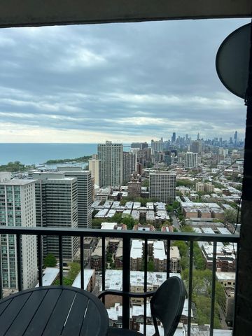 3660 N Lake Shore Drive 4007, Chicago, IL 60613
