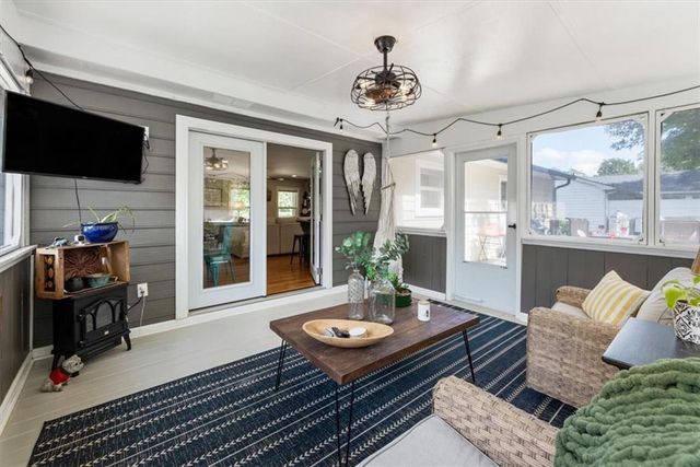 5627 Pinewood Drive, Flowery Branch, GA 30542