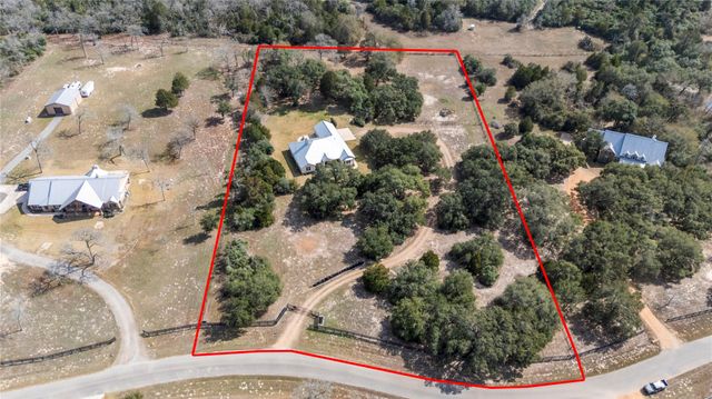 2051 Hillview Road, Bellville, TX 77418