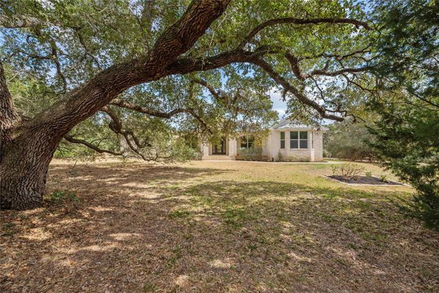 2051 Hillview Road, Bellville, TX 77418