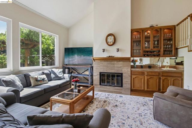 1251 Canyon Side Ave, San Ramon, CA 94582