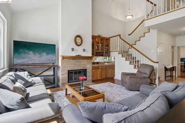 1251 Canyon Side Ave, San Ramon, CA 94582