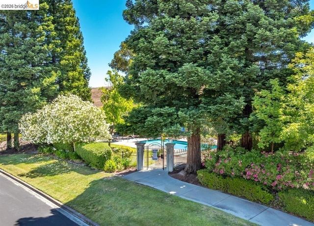 1251 Canyon Side Ave, San Ramon, CA 94582
