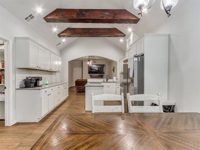 20567 N Santa Fe Avenue, Harrah, OK 73045