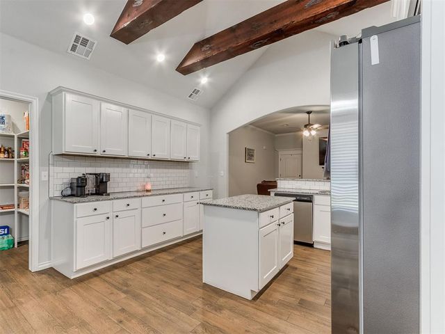 20567 N Santa Fe Avenue, Harrah, OK 73045