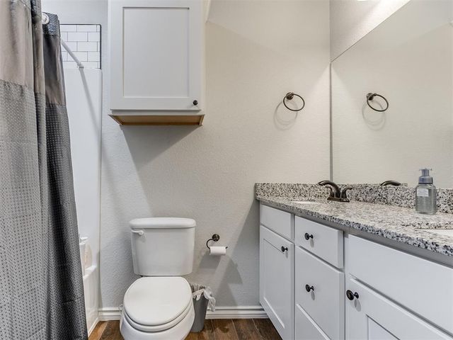 20567 N Santa Fe Avenue, Harrah, OK 73045