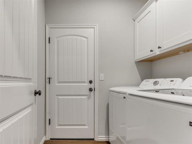 20567 N Santa Fe Avenue, Harrah, OK 73045