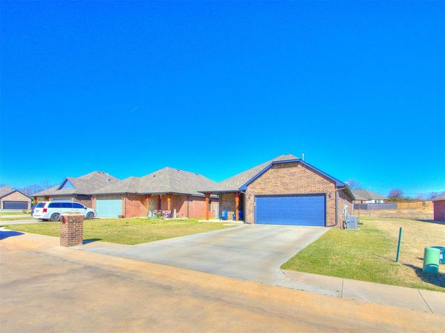 20567 N Santa Fe Avenue, Harrah, OK 73045