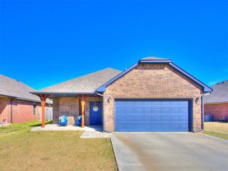 20567 N Santa Fe Avenue, Harrah, OK 73045