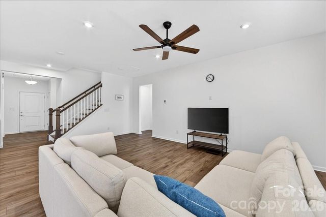 11119 Glasden Road, Charlotte, NC 28278