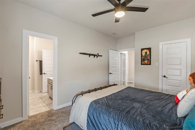 1101 Alderwood Drive, Justin, TX 76247