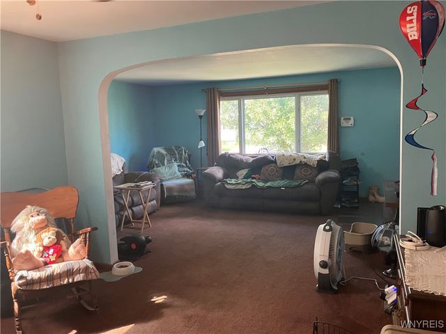 107 Evergreen Place, Cheektowaga, NY 14225