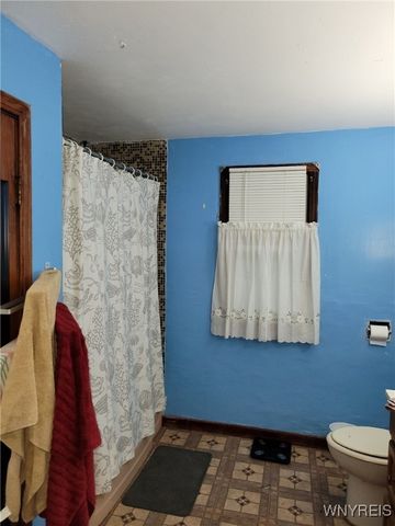 107 Evergreen Place, Cheektowaga, NY 14225