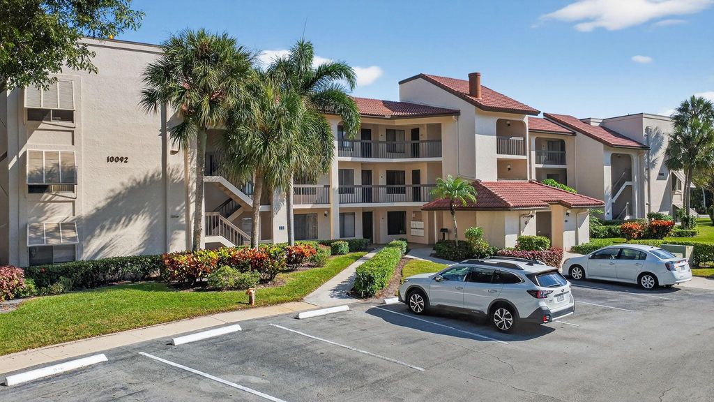 10092 Cedar Point Boulevard 305, Boynton Beach, FL 33437
