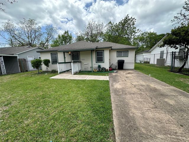 10206 Ashville Drive, Houston, TX 77051