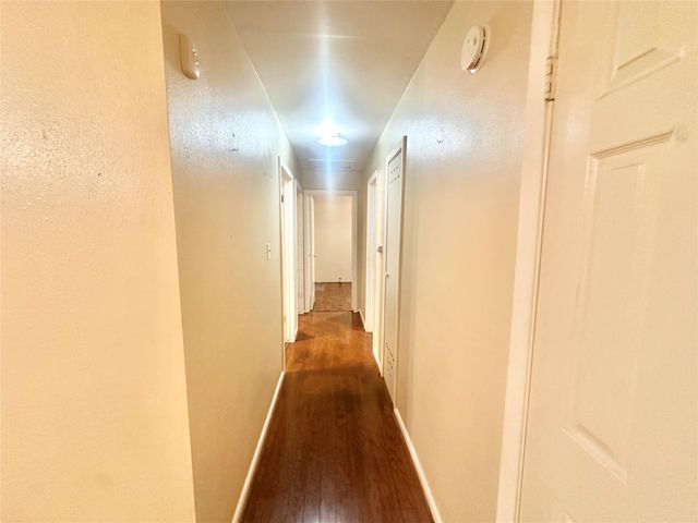 10206 Ashville Drive, Houston, TX 77051